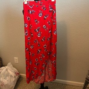 NWOT Express red floral skirt
